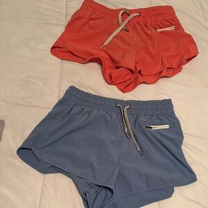 Vuori Clementine gently used Shorts Set in Red and Blue